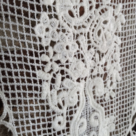 Wallflower Large Beige & Cream Lace Back Open Front Half Batwing Sleeve Cardigan - Picture 6 of 9